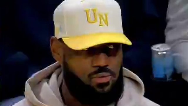 NBA统计了本赛季球队罚球次数排名：第一湖人325个，太阳181个，尼克斯160个，雄鹿156个#n