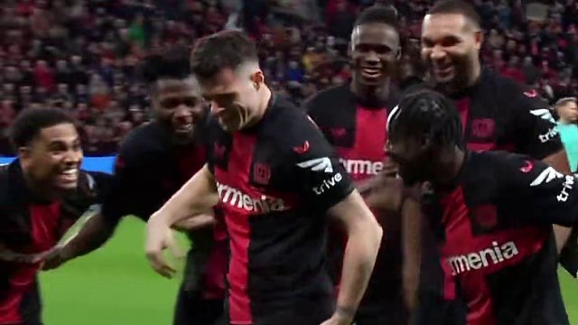 漂亮！ 扎卡不停球世界波 进球后炸伤庆祝差点骗...