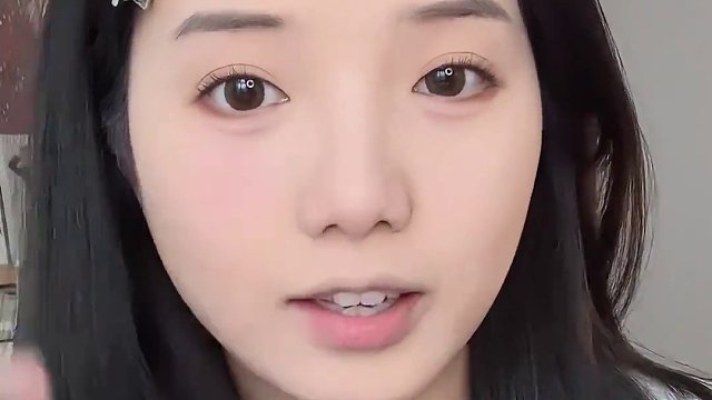 去KTV这么怼脸拍真的很酷#拍照#拍照技巧#第二代兰蔻持妆粉底液