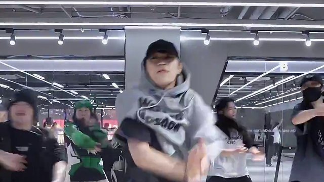 真的被最后一下震到了！！！
#翻跳 #beatbox #nctdream 
#男团 #yejun编舞