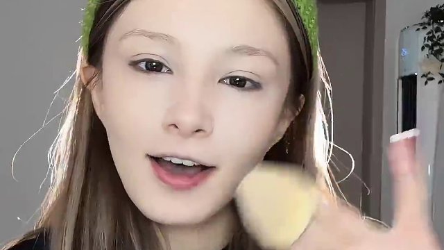 问过了 美女都喜欢我这种#妆教 #轻欧美 #美式纯欲妆