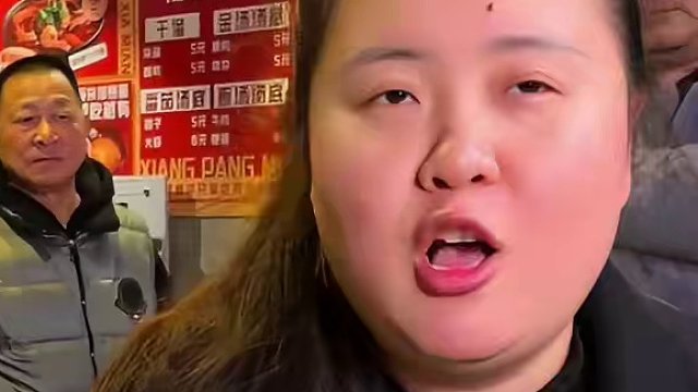 话不多的四川小伙子挑战5两加麻加辣，没想到竟然有点凶！#重庆小面 #重庆美食 #这一碗好过瘾 #妈呀