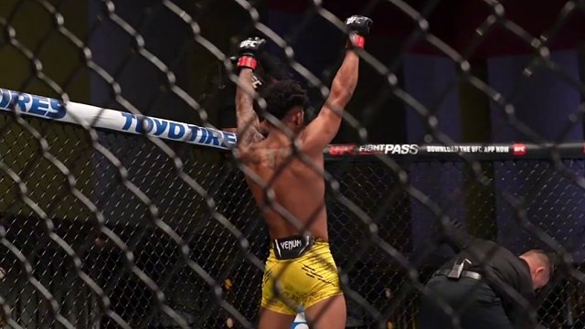 冲膝KO，炸裂首秀！维尼修斯-奥利维拉将迎来到UFC！#UFC