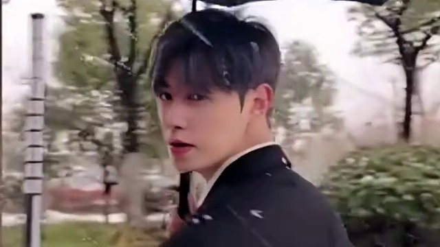 程女士在谈自己的理想型时，虽然句句不提童锦程，但是句句都是童锦程798