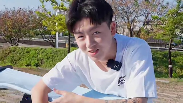 亮绿灯拉转？！ 
#廖洋玩车 #赛车手 #赛车手日常 #TWR #d2