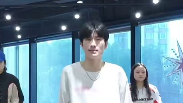 这歌甜吗？可我听起来好苦（哭）☀️ #CC编舞#我的秘密邓紫棋 #零基础学舞蹈