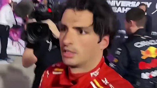 拿下今年的达喀尔冠军之后，老赛恩斯就专心陪儿子小赛恩斯跑F1巴林大奖赛了#赛车 #f1 #法拉利 #