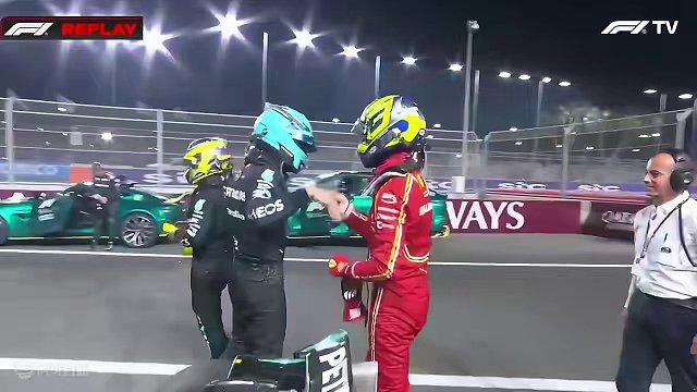 #2024f1沙特大奖赛 比尔曼处子秀拿到第七名，汉密尔顿和乔治拉塞尔第一时间向这位小将表达了祝贺～