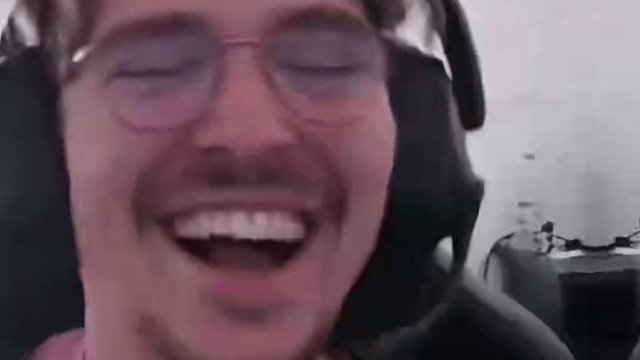 #dota2 对不起，实在忍不住～～～ 哈哈哈哈哈  谁有太有才了