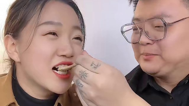 挑战青梅#零食测评 #青梅精 #笑声会传染 #奇葩挑战 #巴比公煮