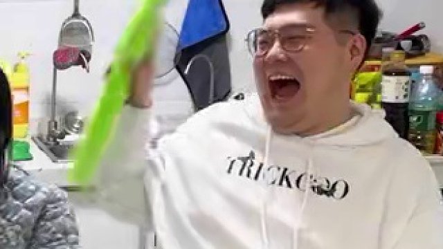 #笑声会传染 #综艺名场面 #看一遍笑一遍 #看完不笑算我输 #欢乐办公室