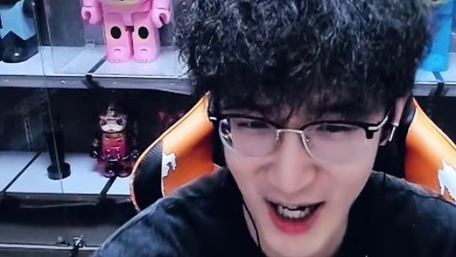 你们这群显眼包 #逆水寒手游 #我浮夸真的要强