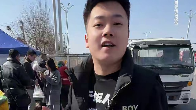 #到点了干饭人上号 #东北才能吃到这样的菜量 #哎呀妈呀太香了 #这一碗好过瘾 #东北盒饭 东北12