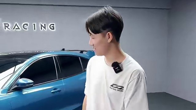 平民小钢炮！ 
#廖洋玩车 #赛车手 #赛车手日常 #TWR #d2