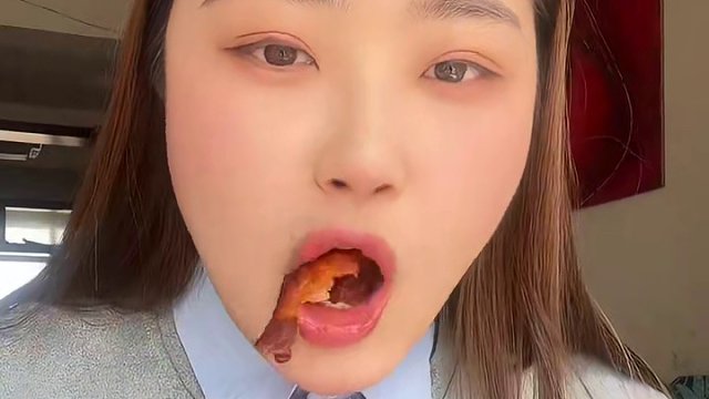 互联网诚不欺我，被网友疯狂安利的手枪腿，是真的好吃！鲜嫩多汁 不腥不柴，可入！#我的减肥日记 #吃瘦