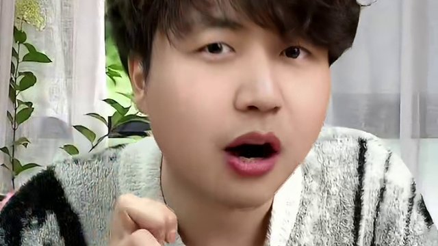 柠檬红茶的糖吃过吗？真是太顶了！这味道的糖果真是开辟了糖果界的新天地！#网红糖果 #听说大家都吃过这