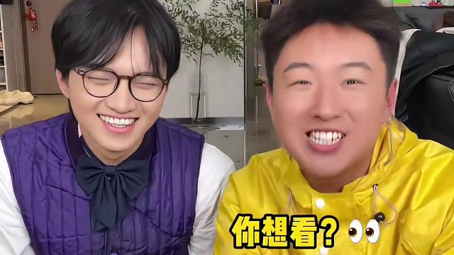 是谁如此可口多汁#放纵吃肉重磅享受 #肯德基肉霸堡 #肉霸堡归来