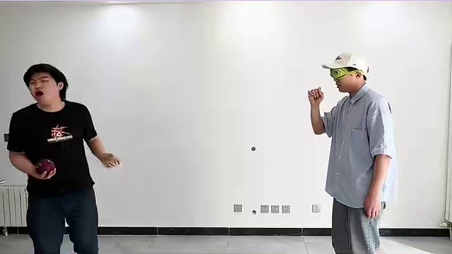 #看完不笑算我输 #办公室游戏 #综艺名场面 #我的逗比同事 #看一遍笑一遍