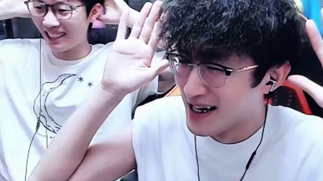 什么蔡哥要吃花生米了？他收了别人两百万！ #逆水寒手游 #我浮夸真的要强