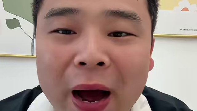 仰望U8现身古德伍德赛道与保时捷法拉利同场试驾，给欧洲汽车媒体来了点小小的震撼！#古德伍德赛车节#仰