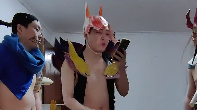 五费卡 #低成本cos #一人分饰多角 #cos前cos后 #女铲  #腕豪