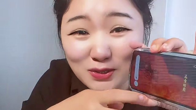 这个香辣鸭脆肠真的绝了！！QQ弹弹！卤的也相当入味,太过瘾了！！#鸭肠#解馋小零食