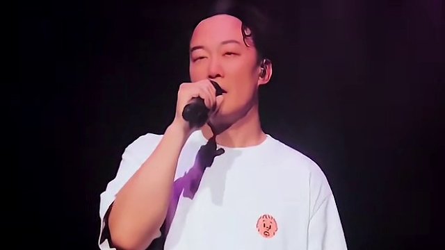 陈奕迅终于开演唱会了，爱情转移接富士山下，官方改编最致命 #陈奕迅 #演唱会 #爱情转移 #富士山下