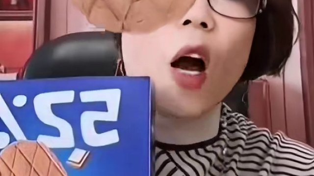 【可可香醇大片薄脆】麦吉士巧克力燕麦牛奶华夫薄脆好吃小包装#好吃到停不下来 #开袋即食 #舌尖美味 