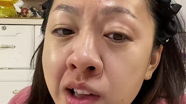 挑战365天学化妆之第3天~什么是爱自己？
#新手化妆 #变美 #普通人化妆 #挑战365天  #唠