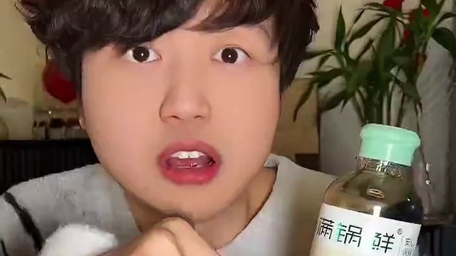 第一次吃松露酱油，炒的菜确实好吃！好吃到麻！一定要试试！#调味品 #黑松露 #调味料 #调料 #酱料