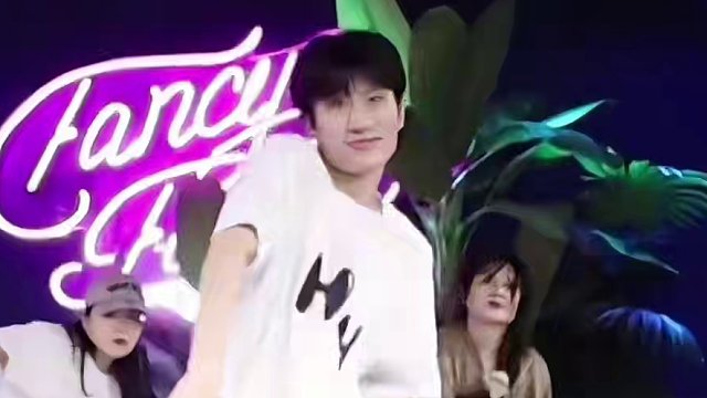 凡是经历皆为馈赠，翻篇了，换季了快到夏天了 #CC编舞 #夏天 #hiphop基础 #零基础学舞蹈