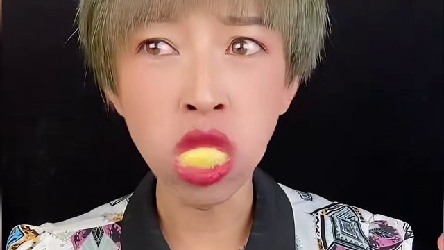 盘点吃黄糕翻车合集，吃糕有风险，食用需谨慎 #吃货日常