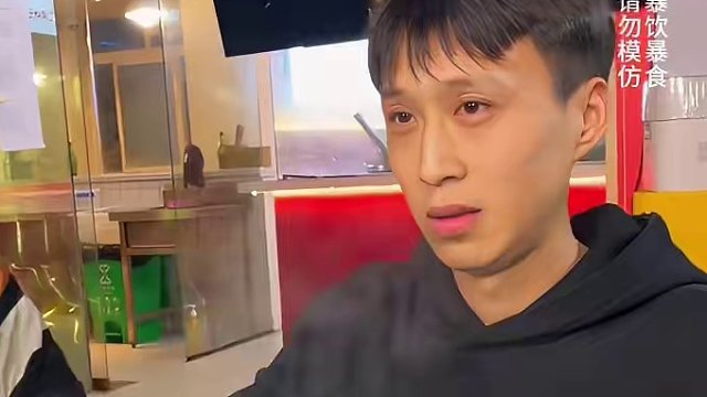 昨天吃的4两今天就来挑战1斤的干瘦小伙能成功吗？#重庆小面 #重庆美食 #这一碗好过瘾
