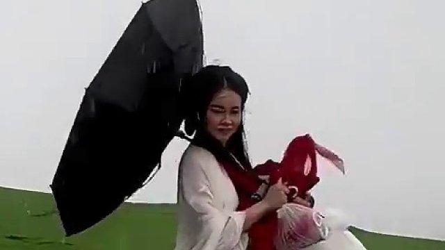 那年他一袭红绸舞剑引得万人空巷#逆水寒手游 #逆水寒莲花楼联动 #逆水寒红绸剑舞