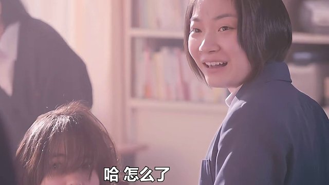 猫咪为了报恩，化身少女来到男孩身边