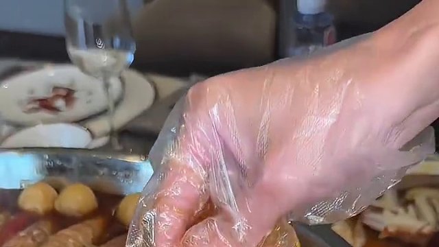 超级海鲜大咖缸装的排面#春日好食光 #为城市美食打call #我的探店日记 #深夜