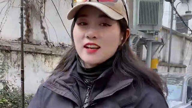 小萌鱼摊开摊了，不会卖鱼的小萌又回来了，但是话说嗯……额……我差点打龟了#爱生活爱钓鱼 #户外钓鱼 