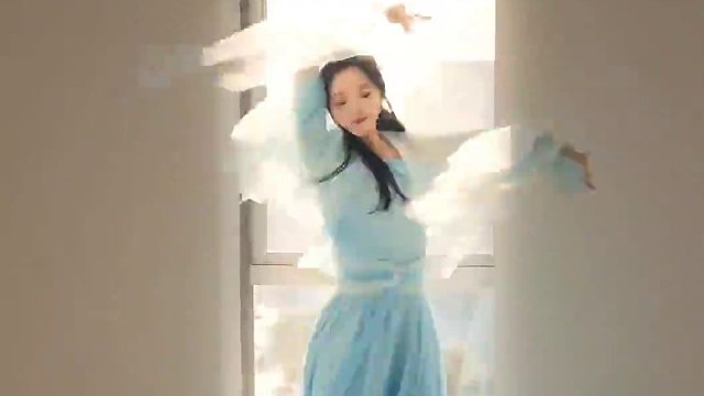 想你当年荷风微摆的衣角#古典舞 #清明雨上 #舞蹈  （前半部分改编自雨晗老师，后半部分是自己瞎跳的