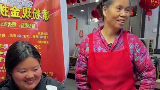 云南美女1000多公里来挑战3两~阿姨血亏3000块~#螺蛳粉