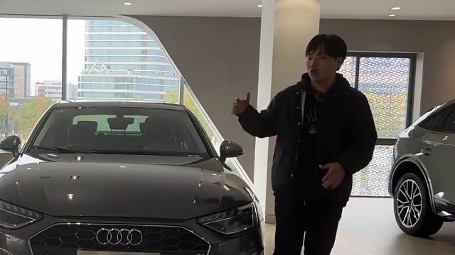 奔驰C级一起降价后 选奥迪A4L的理由是？#探店 #奥迪A4L