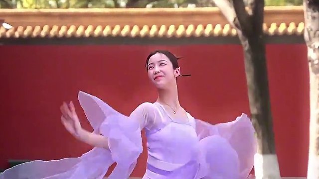 往事流转 ，在你眼眸《若梦》
原创：婷婷舞蹈
#若梦周深 #若梦舞蹈 #若梦 #氛围感舞蹈