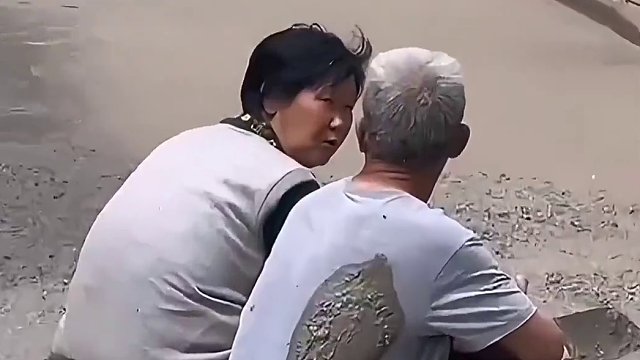 搞笑配音：修路遇到无赖