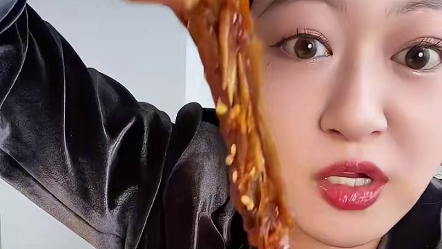 香辣鸭翅又香又辣！肉质紧实有嚼劲！追剧必备！#鸭翅#湖南特产美食#追剧小零食推荐