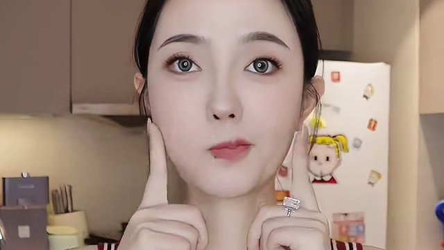 女明星都在练的面部瑜伽操，告别垮脸，0成本赶快学起来#优质伙伴计划 #美妆百万新星计划 #面部瑜伽操