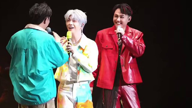 王栎鑫长沙演唱会和姚政郭彪合唱《此生皆欢喜》 他们红了是真的会带兄弟们一起去实现年少时的梦想～
#王