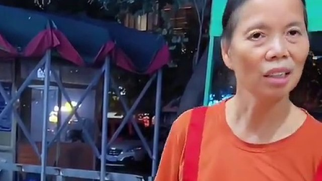 江西表格挑战10碗爆辣辣辣辣辣辣辣~一口一碗阿姨血亏5000块~#螺蛳粉