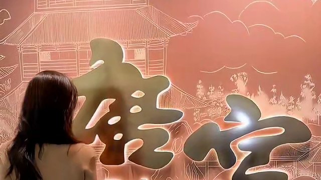 好好好唐宫都上套餐了是吧
 #爱就是一起吃好多好多顿饭 #真材实料才能做出好味道 #春日好食光 #美