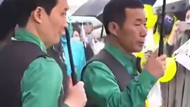 福宝和春天一起来啦！#福宝 #大熊猫 #福宝启程回国 #直击旅韩大熊猫福宝回国