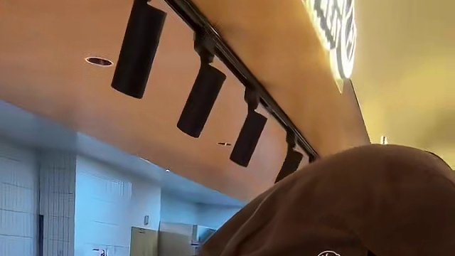 这个价格吃烤肉自助真的绝了！重点是海鲜生蚝也都畅吃！#谁懂这一口的好吃程度 #春日好食光 #春日美食