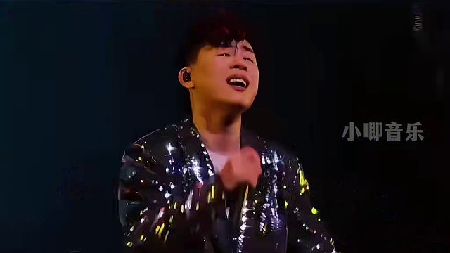 歌手演唱会杀疯了！胡彦斌再唱《月光》，潘玮柏大喊“俺是潮霸” #演唱会  #林俊杰  #潘玮柏  #